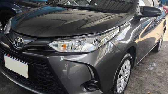 TOYOTA YARIS 1.3 16V FLEX XL LIVE MULTIDRIVE